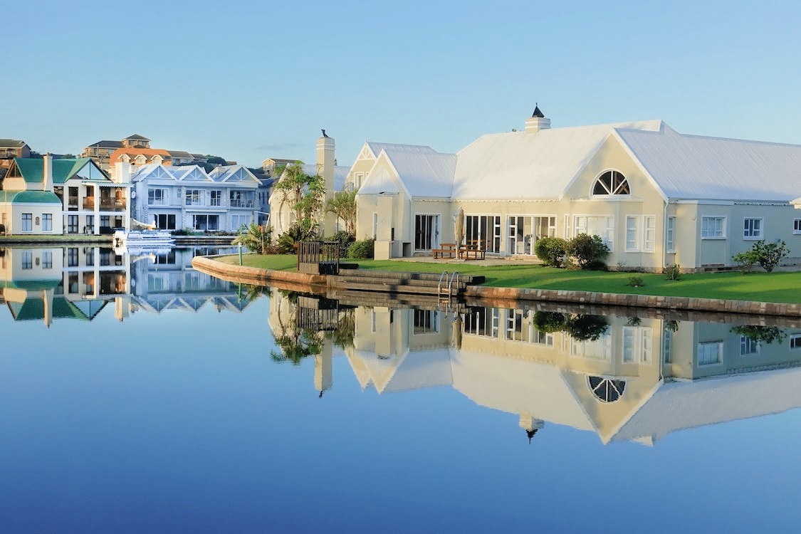 The Allure of Waterfront Homes: Discovering Your Perfect Property by the Water